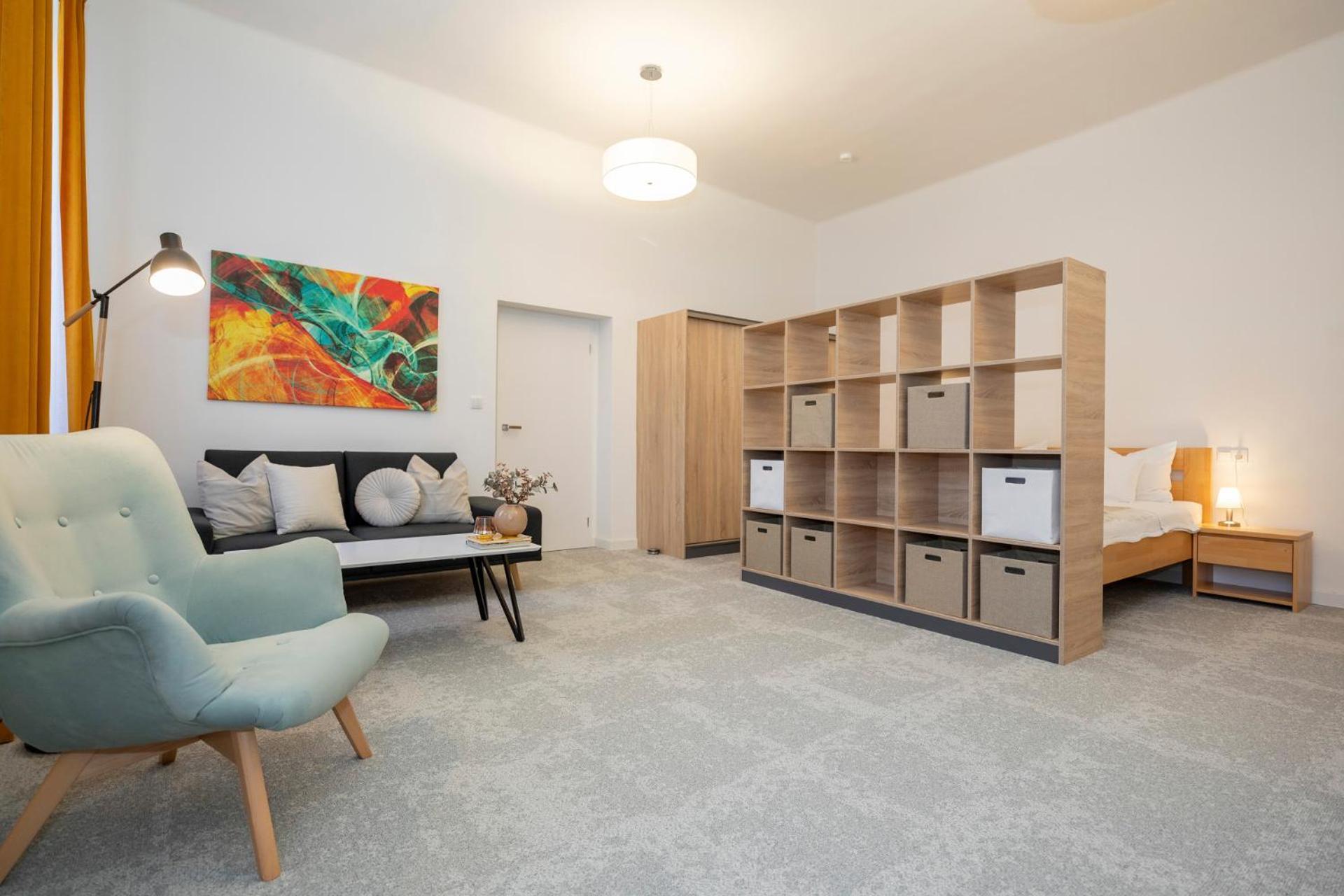 Alure Residences 10 - 24H Self Check-In & Private Parking Next To The Apartment Building Included, City Center Right On Snp Square In A Quiet Passage, New Building, Best Deal In Town Банска-Бистрица Экстерьер фото